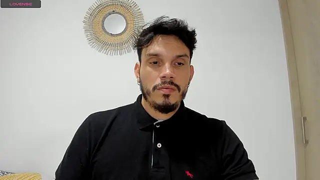 Snapshot of alejandro_stark chatting on 12-27-24, 10:05 alejandro stark online show from 12-27-24, 10:05