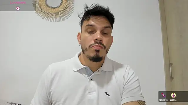 Snapshot of alejandro_stark chatting on 12-29-24, 08:58 alejandro stark online show from 12-29-24, 08:58