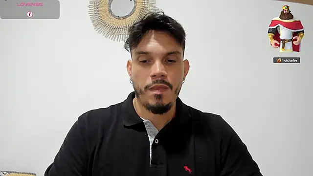 Snapshot of alejandro_stark chatting on 12-30-24, 12:52 alejandro stark online show from 12-30-24, 12:52