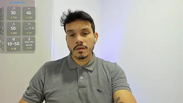 Snapshot of alejandro_stark chatting on 09-21-25, 03:35 alejandro stark online show from 09-21-25, 03:35