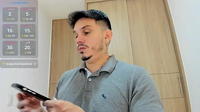 Snapshot of alejandro_stark chatting on 11-07-25, 01:27 alejandro stark online show from 11-07-25, 01:27