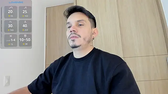 Snapshot of alejandro_stark chatting on 12-13-25, 08:25 alejandro stark online show from 12-13-25, 08:25