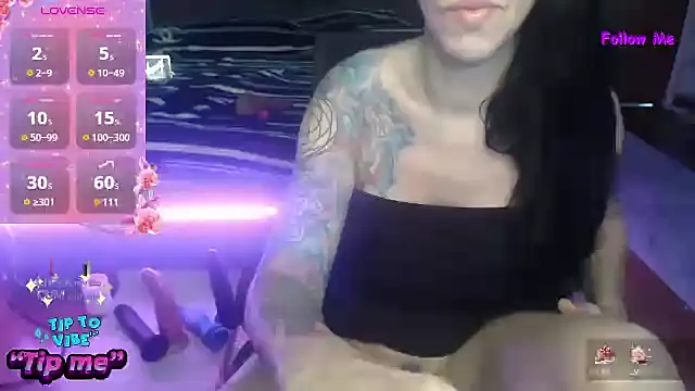 VenusX online show from 03-10-25, 05:43