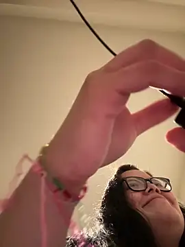 LiverandBrat77 online show from 03-30-26, 01:06