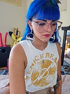 Snapshot of anyalikestosuck chatting on 09-19-25, 06:30 anyalikestosuck online show from 09-19-25, 06:30