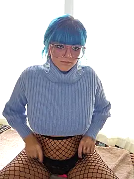 Snapshot of anyalikestosuck chatting on 10-23-25, 06:06 anyalikestosuck online show from 10-23-25, 06:06