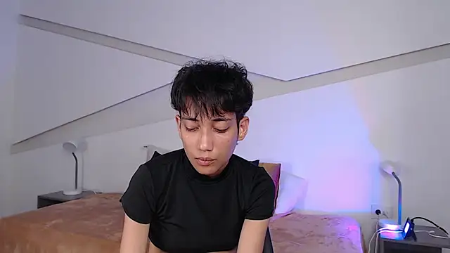 Snapshot of hot_little_bunny chatting on 02-09-25, 08:56 hot little bunny online show from 02-09-25, 08:56