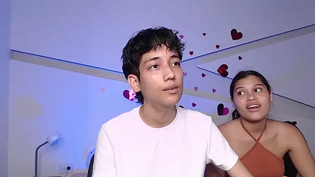 Snapshot of hot_little_bunny chatting on 02-15-25, 08:43 hot little bunny online show from 02-15-25, 08:43