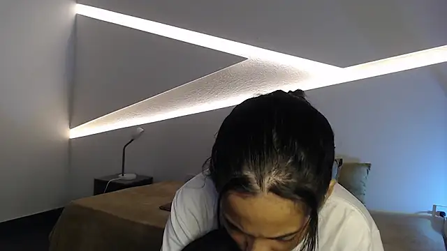 Snapshot of hot_little_bunny chatting on 10-08-25, 09:56 hot little bunny online show from 10-08-25, 09:56