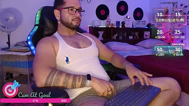 Xein WoIf online show from 05-17-26, 03:15