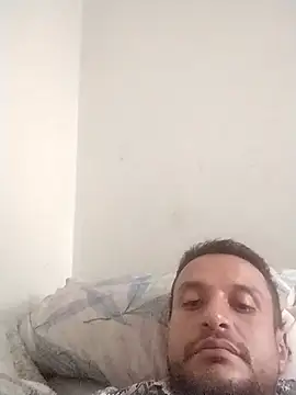 Snapshot of kevin613603 chatting on 11-09-25, 04:38 kevin613603 online show from 11-09-25, 04:38