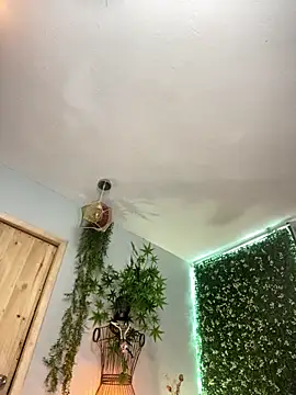 Snapshot of VickyJackson_ chatting on 02-26-26, 05:45 VickyJackson online show from 02-26-26, 05:45