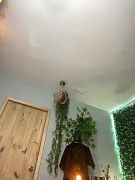 Snapshot of VickyJackson_ chatting on 03-04-26, 09:43 VickyJackson online show from 03-04-26, 09:43