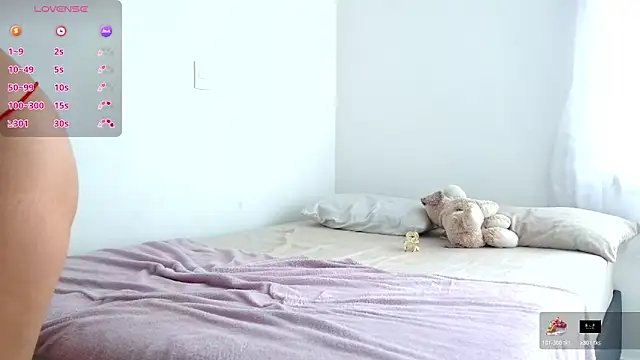 Ania jones online show from 10-11-25, 08:40