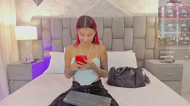 Snapshot of CinthiaCollins chatting on 03-04-25, 09:43 CinthiaCollins online show from 03-04-25, 09:43