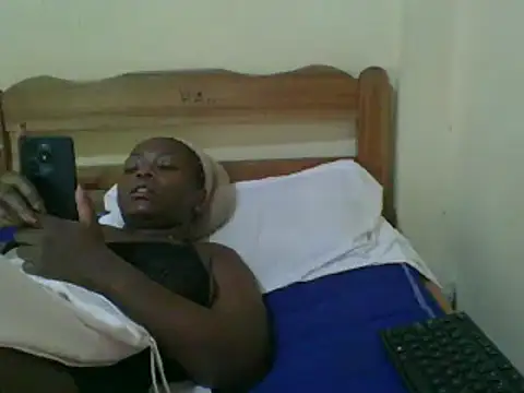 Snapshot of sweet-frida22 chatting on 02-15-25, 09:49 sweet-frida22 online show from 02-15-25, 09:49