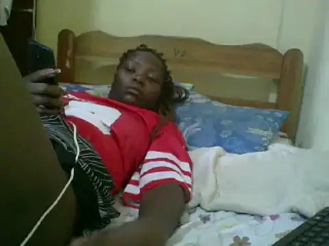 Snapshot of sweet-frida22 chatting on 02-19-25, 12:00 sweet-frida22 online show from 02-19-25, 12:00