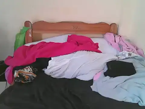 Snapshot of sweet-frida22 chatting on 03-17-25, 11:42 sweet-frida22 online show from 03-17-25, 11:42