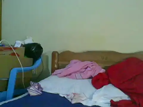 Snapshot of sweet-frida22 chatting on 03-21-25, 03:22 sweet-frida22 online show from 03-21-25, 03:22