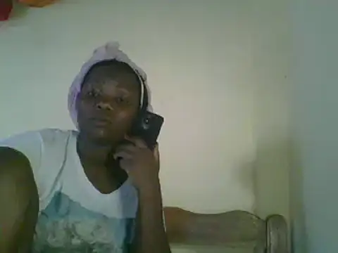 Snapshot of sweet-frida22 chatting on 03-22-25, 02:47 sweet-frida22 online show from 03-22-25, 02:47