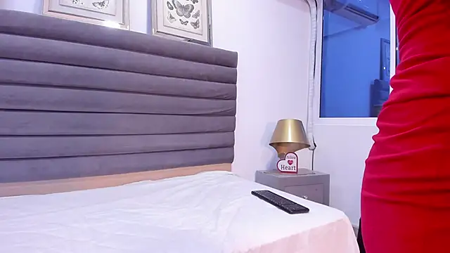 Snapshot of MarieKoster chatting on 03-04-26, 12:22 MarieKoster online show from 03-04-26, 12:22