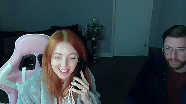 Red firesquirt online show from 02-06-25, 09:06