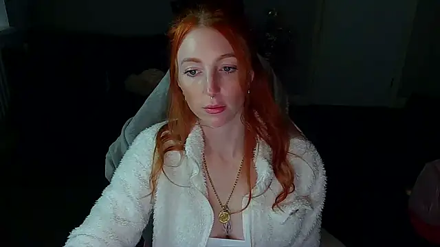 Red firesquirt online show from 02-10-25, 02:48