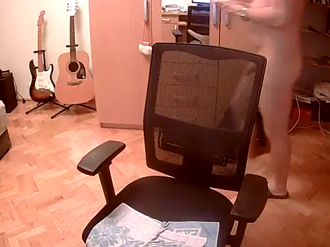 Snapshot of delayclose_ chatting on 01-13-25, 05:02 delayclose online show from 01-13-25, 05:02