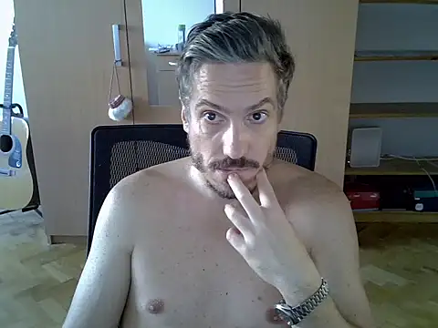 Snapshot of delayclose_ chatting on 09-12-25, 04:07 delayclose online show from 09-12-25, 04:07