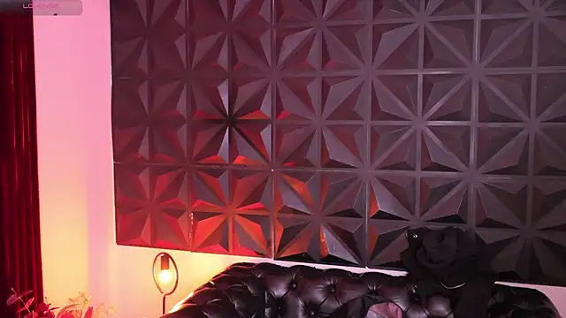 Misselektra   online show from 01-31-25, 04:14