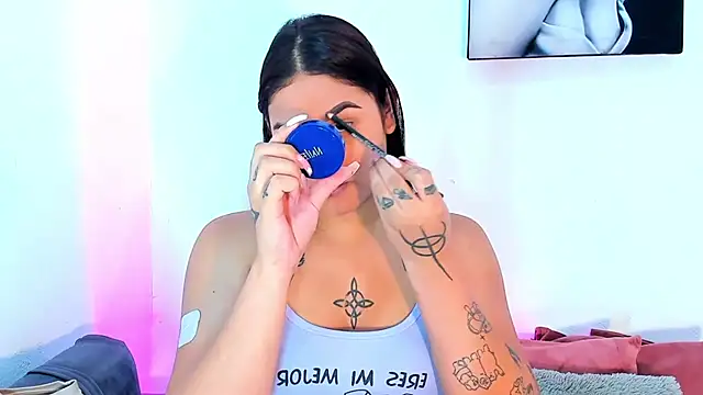 mabellfox online show from 10-27-25, 10:14