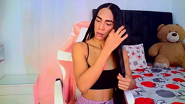 Snapshot of carmen14 chatting on 03-24-26, 06:18 carmen14 online show from 03-24-26, 06:18