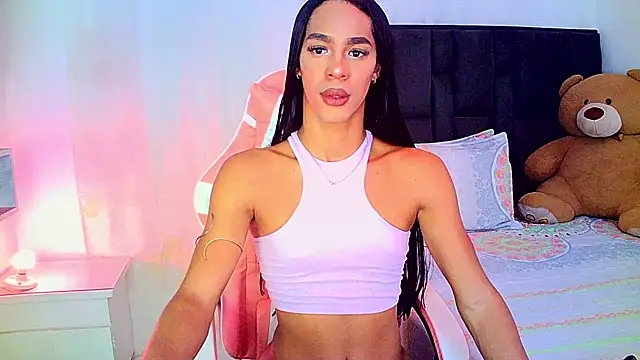 Snapshot of carmen14 chatting on 04-09-26, 03:28 carmen14 online show from 04-09-26, 03:28