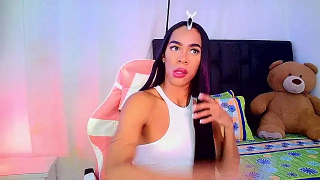 Snapshot of carmen14 chatting on 04-18-26, 05:44 carmen14 online show from 04-18-26, 05:44