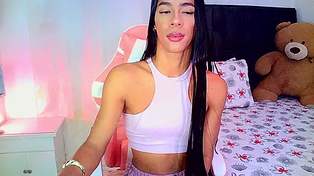 Snapshot of carmen14 chatting on 04-23-26, 06:03 carmen14 online show from 04-23-26, 06:03