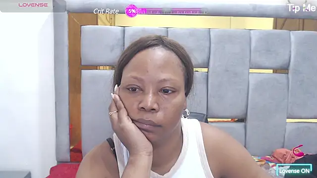 Snapshot of Cholatin chatting on 02-03-25, 01:51 Cholatin online show from 02-03-25, 01:51