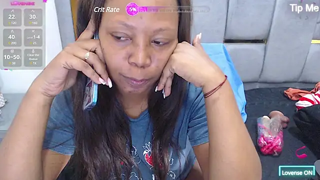 Snapshot of Cholatin chatting on 02-07-25, 01:22 Cholatin online show from 02-07-25, 01:22