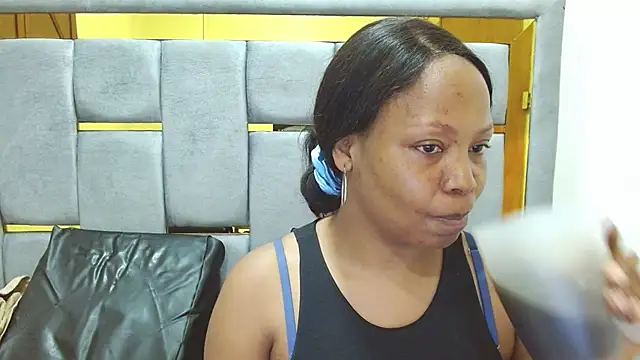 Snapshot of Cholatin chatting on 09-17-25, 02:08 Cholatin online show from 09-17-25, 02:08