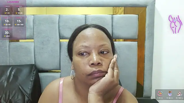 Snapshot of Cholatin chatting on 09-27-25, 11:37 Cholatin online show from 09-27-25, 11:37