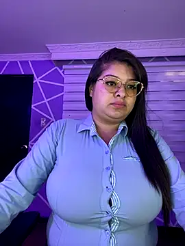 MiiaaJoness online show from 10-09-25, 03:43