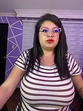 MiiaaJoness online show from 05-07-26, 04:51