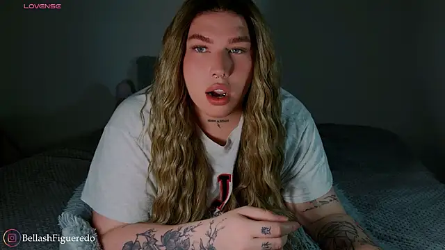 IsabellaFigueredo   online show from 12-01-25, 10:48