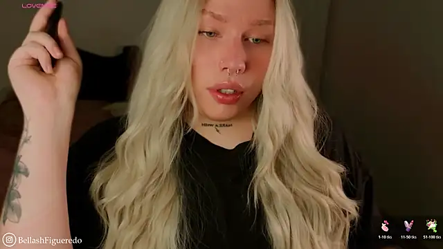 Snapshot of IsabellaFigueredo__ chatting on 03-27-26, 10:26 IsabellaFigueredo online show from 03-27-26, 10:26