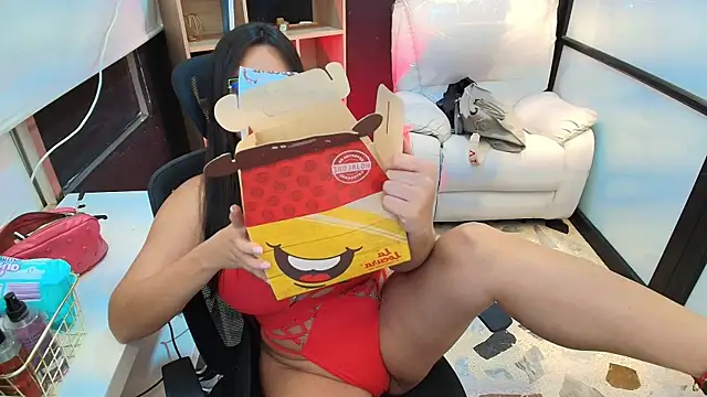 Snapshot of CelesteBrucee chatting on 01-23-25, 11:36 CelesteBrucee online show from 01-23-25, 11:36