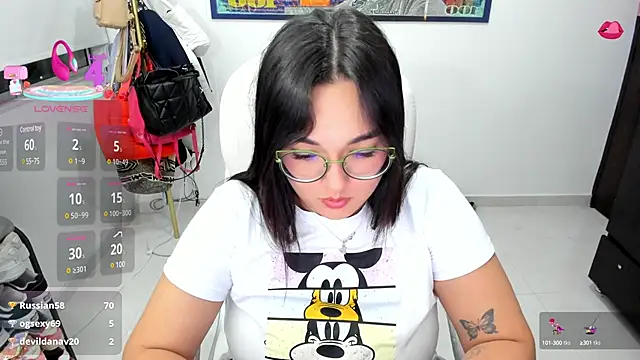 Snapshot of CelesteBrucee chatting on 03-07-25, 01:53 CelesteBrucee online show from 03-07-25, 01:53