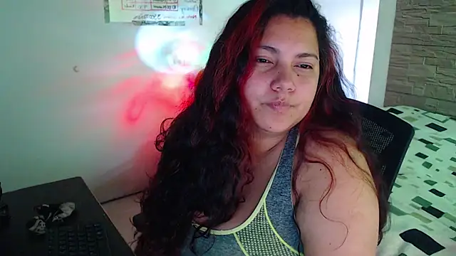 girl milk2 online show from 02-06-26, 07:39