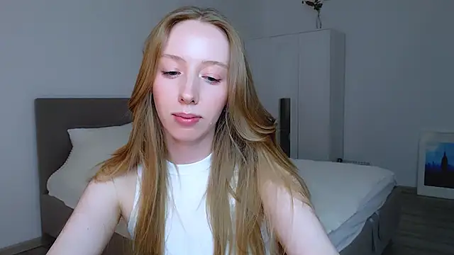Luna insniity online show from 12-14-24, 02:01