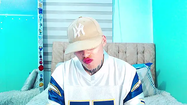  justinmoon2 online show from 03-11-26, 04:40