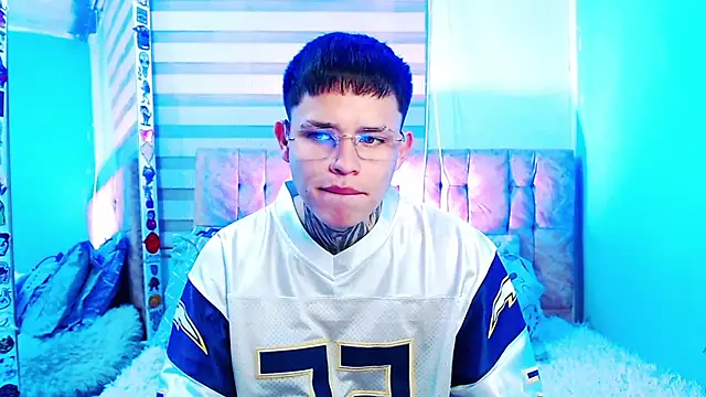  justinmoon2 online show from 05-08-26, 07:41