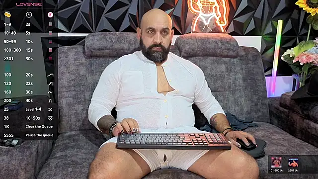 Snapshot of JD-69 chatting on 04-06-26, 09:05 JD-69 online show from 04-06-26, 09:05
